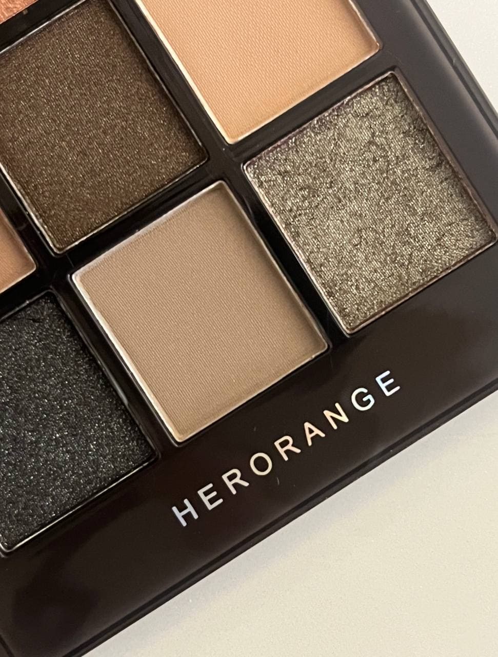 سایه چشم اسموکی و نود Herorange — تصویر ۶