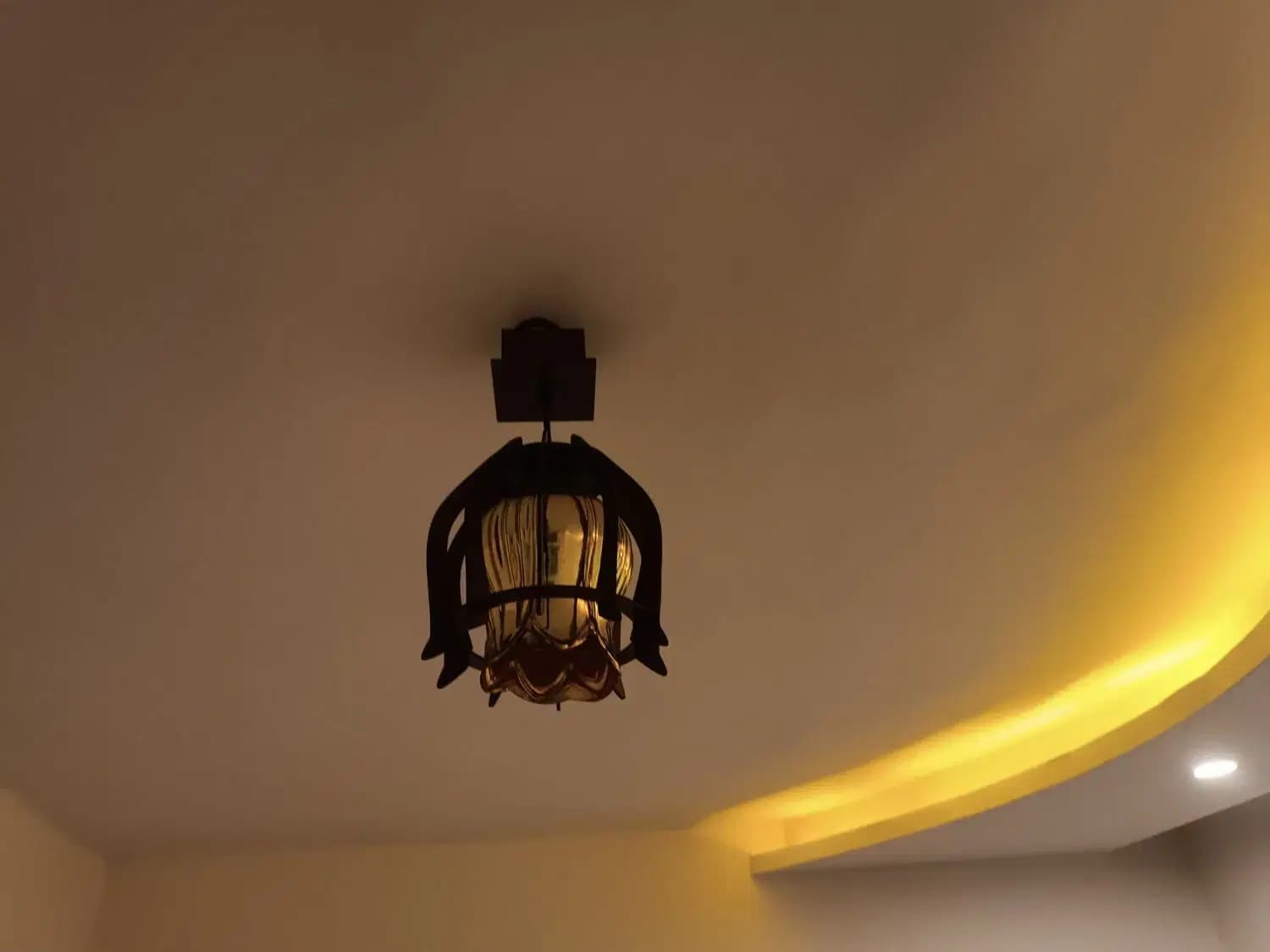 لوستر چوبی تک شاخه وارداتی — تصویر ۳