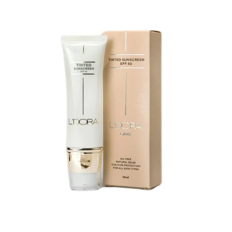 کرم ضدآفتاب رنگی ضدآب SPF 50+ مناسب انواع پوست (بژ طبیعی)