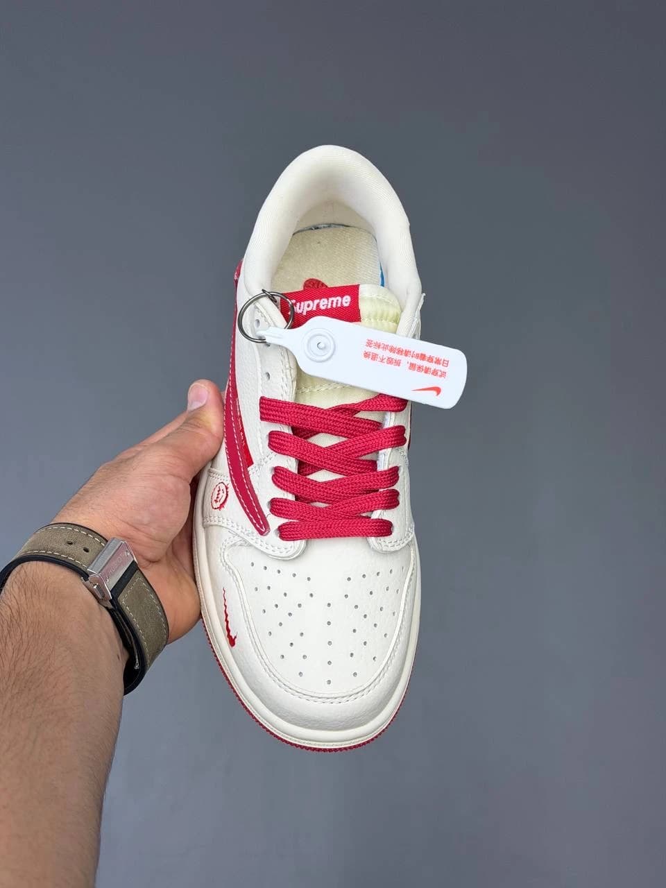 کتونی نایک ایر جردن وان لو ترویس اسکات سوپریم Nike Air Jordan 1 Low Travis Scott Supreme — تصویر ۲