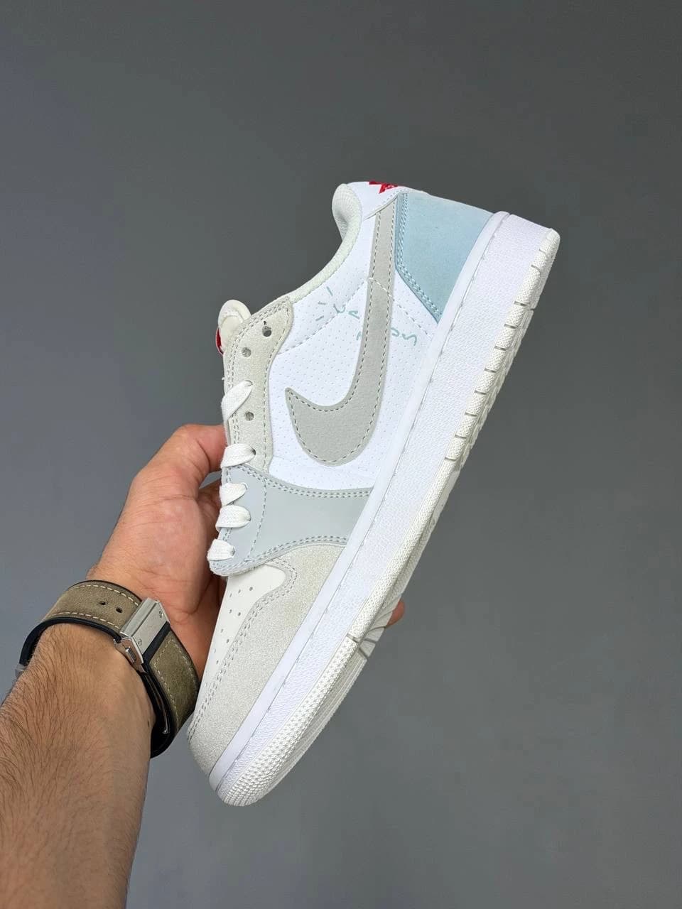 کتونی نایک ایر جردن وان لو ترویس اسکات پاریس Nike Air Jordan 1 Low Travis Scott Paris — تصویر ۸