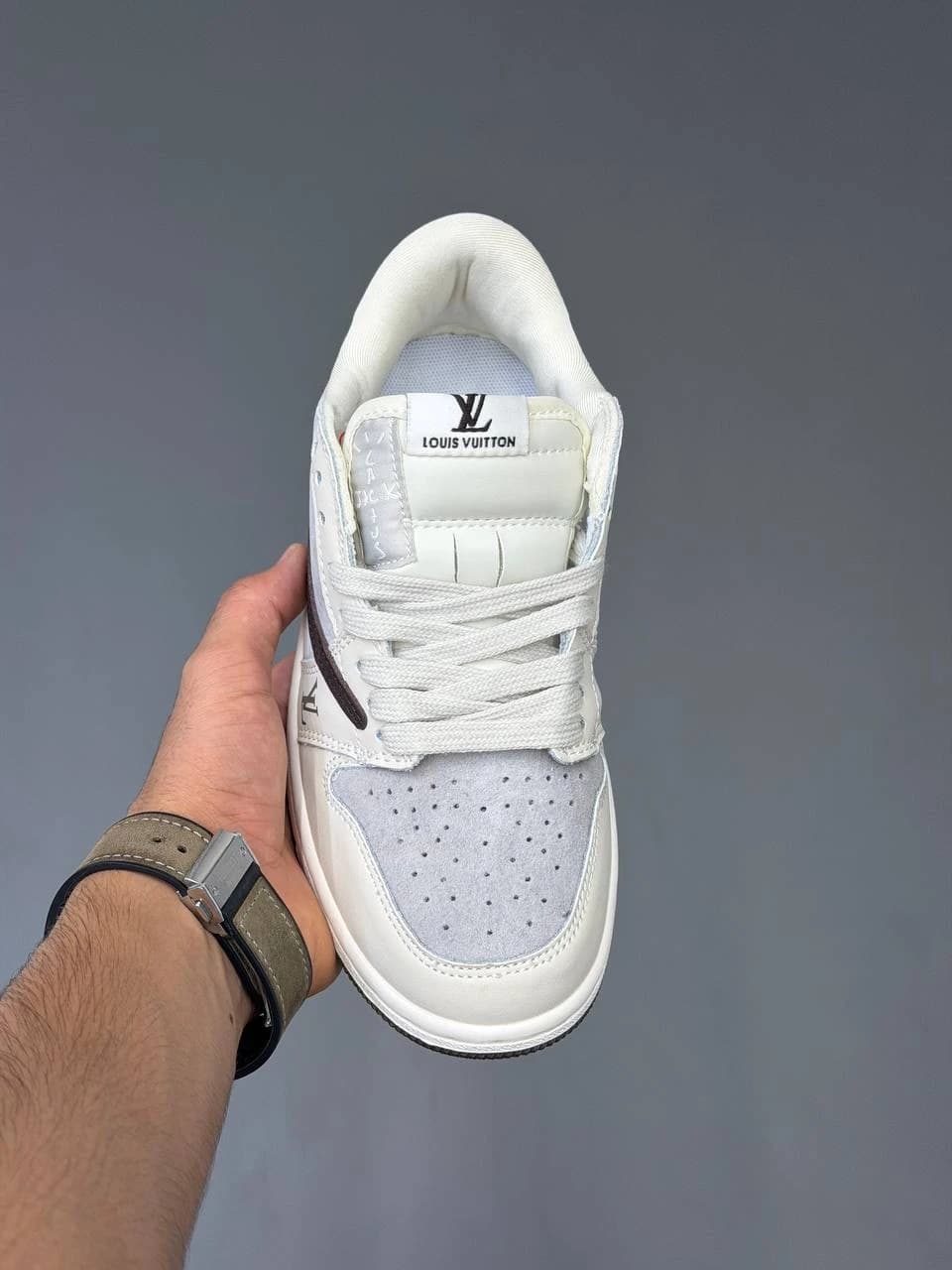 کتونی نایک ایر جردن وان لو ترویس اسکات لویی ویتون Nike Air Jordan 1 Low Travis Scott Louis Voitton — تصویر ۷