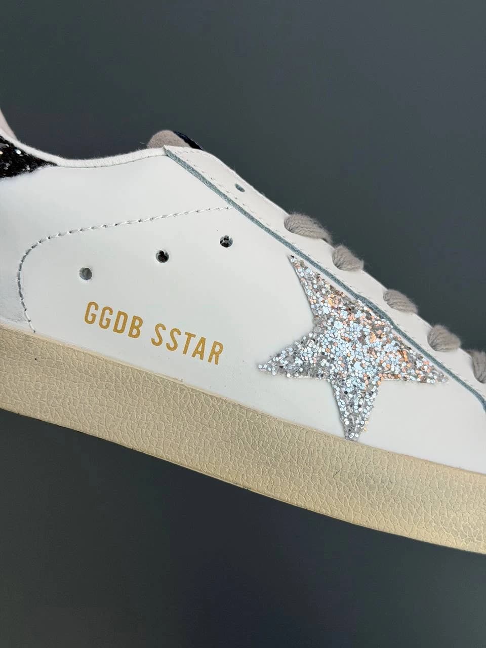 کتونی گلدن گوس سفید طوسی Golden Goose White Gray — تصویر ۱۲