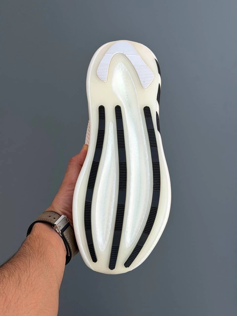 کتونی آدیداس هایپربوست ادج مشکی قرمز سفید Adidas Hyperboost Edge Black Red White — تصویر ۱۱