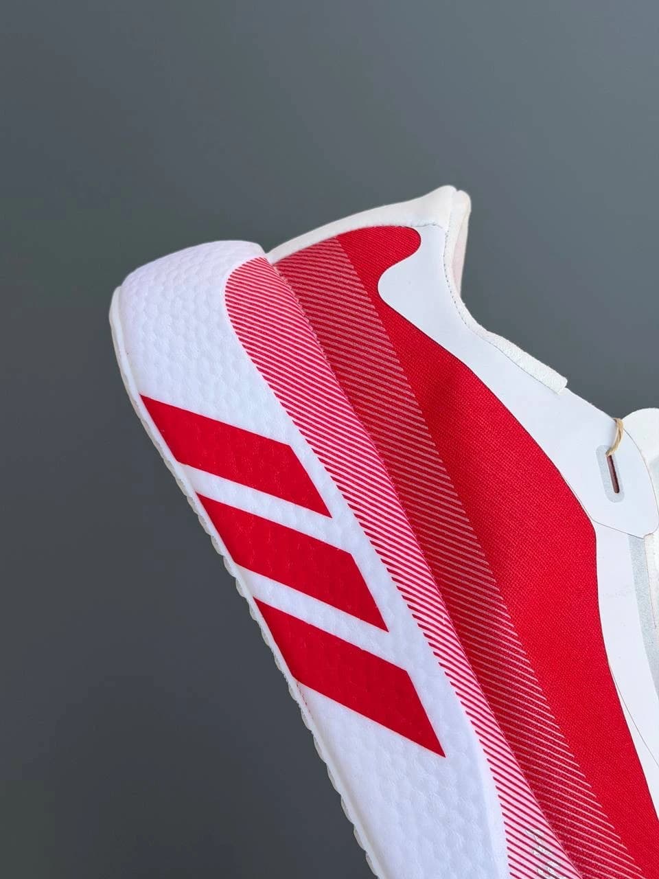 کتونی آدیداس هایپربوست ادج سفید قرمز Adidas Hyperboost Edge Red White — تصویر ۶
