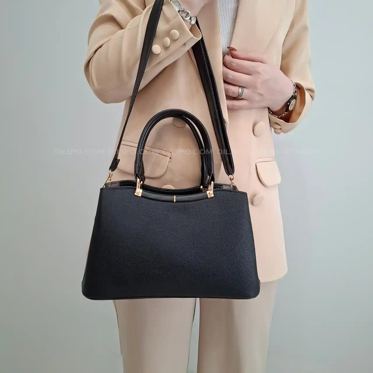 کیف دستی و دوشی مجلسی زنانه ایلا 2670 — تصویر ۶