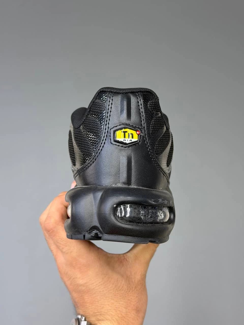کتونی نایک ایرمکس پلاس تی ان مشکی Nike AirMax Plus TN Black — تصویر ۱۲
