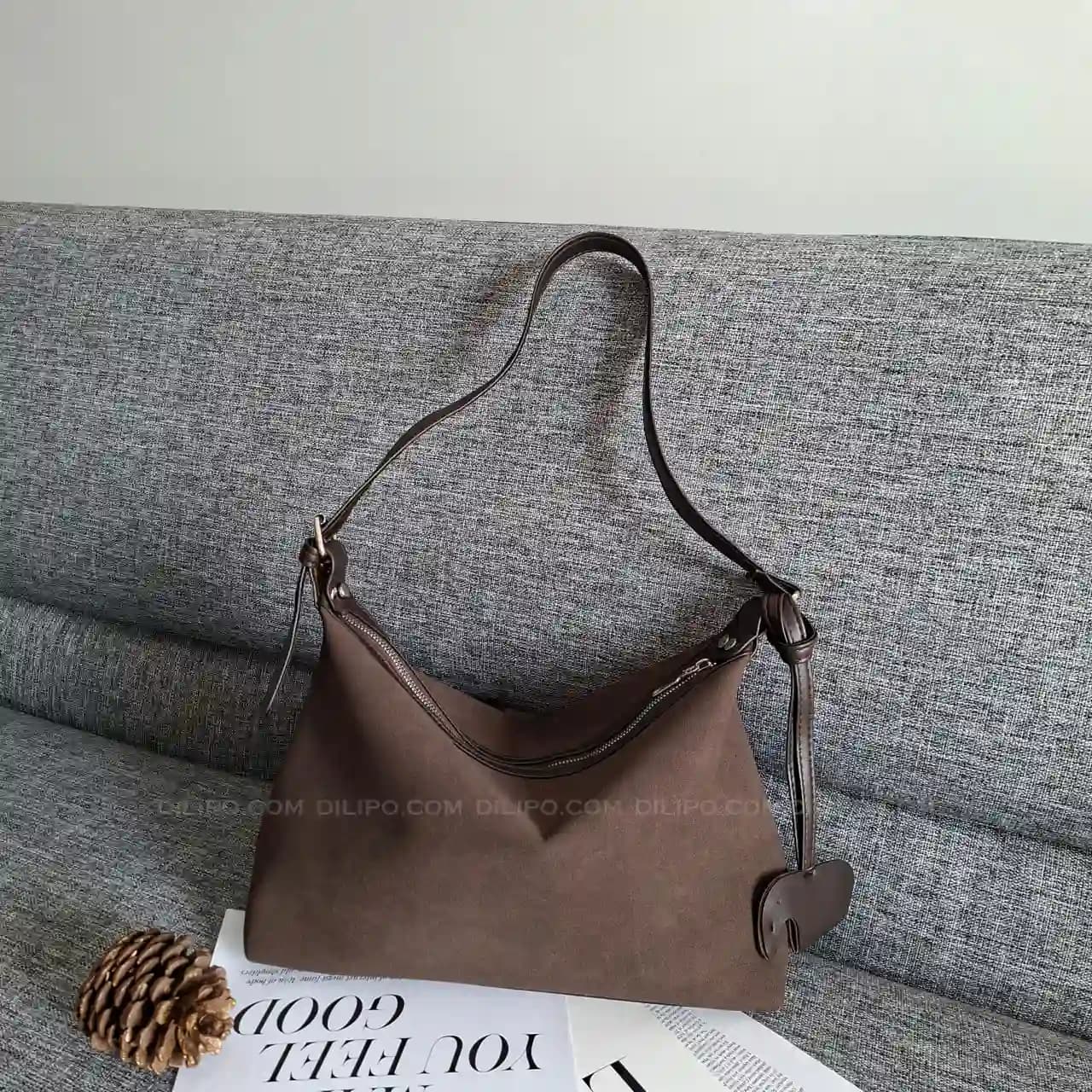 کیف جیر دستی و دوشی زنانه فارنیا 2657 — تصویر ۴