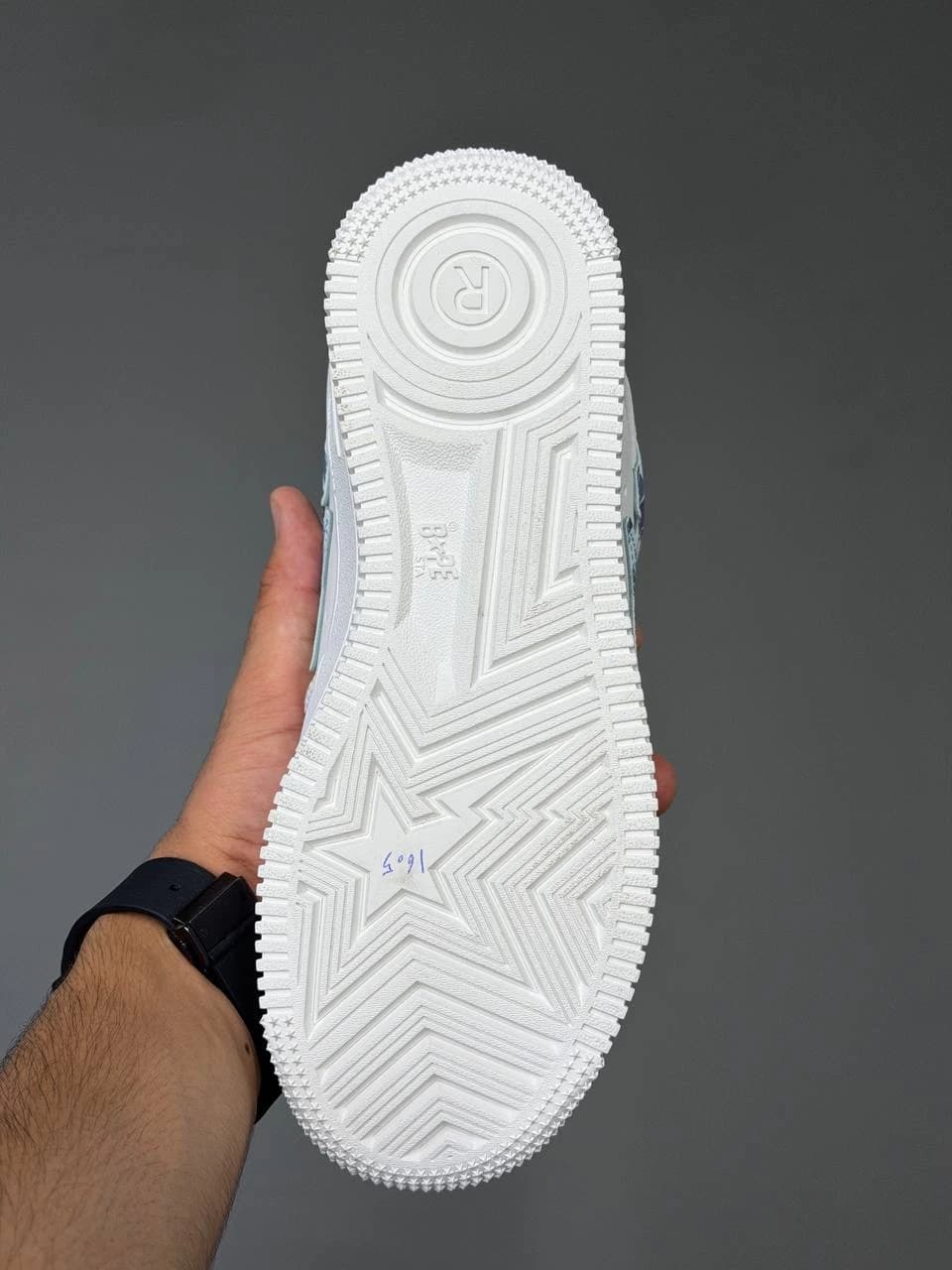 کتونی بتینگ ایپ بیپ استا سفید چریکی آبی A Bathing Ape Bape Sta Low White ABC Camo Blue — تصویر ۵