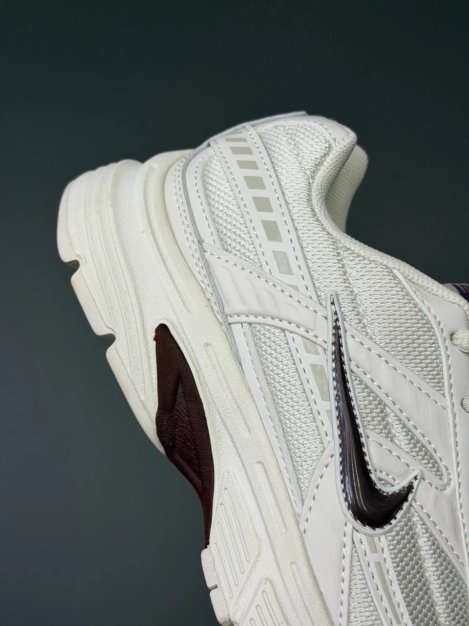 کتونی نایک اینیشیتور سفید قهوه ای Nike initiator White Brown — تصویر ۶