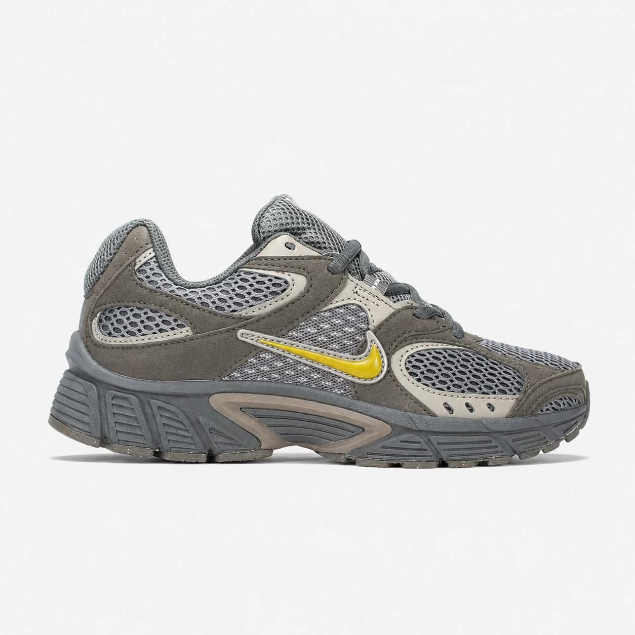 کتونی نایک وی فایو آر ان آر قهوه ای طوسی Nike V5 RNR Brown Gray