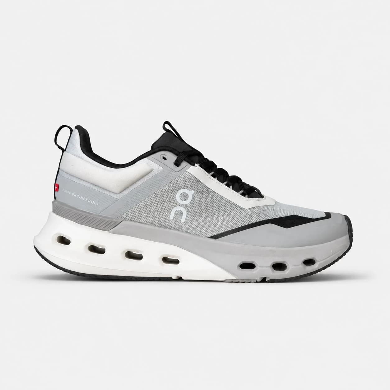 کتونی آن رانینگ کلودنوا ایکس طوسی مشکی On Ranning Cloudnova X Gray Black
