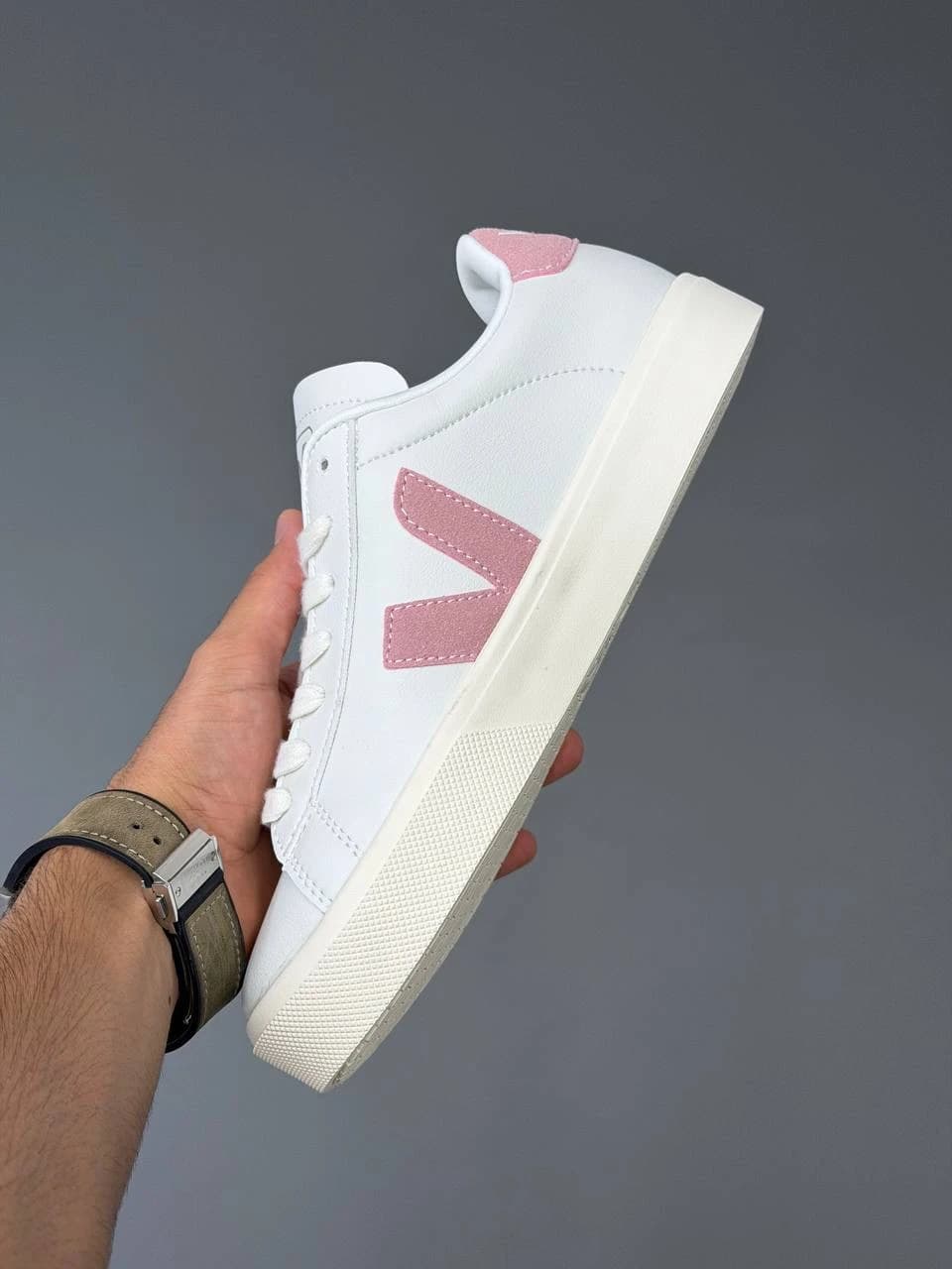 کتونی وجا سفید صورتی Veja White Pink — تصویر ۴