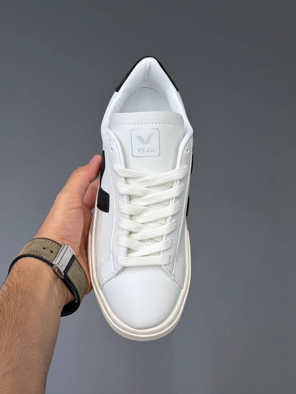 کتونی وجا سفید مشکی Veja White Black — تصویر ۳