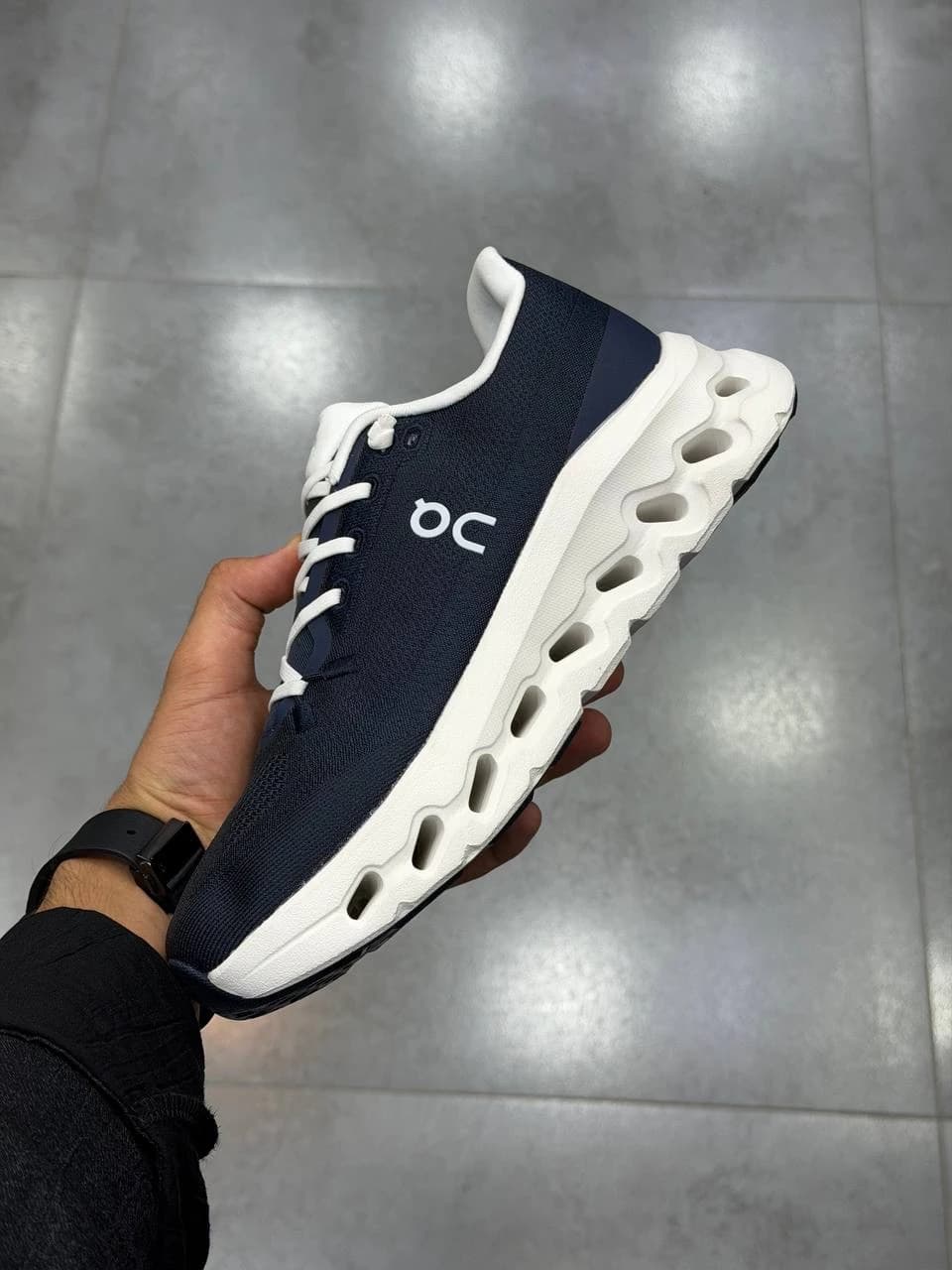 کتونی آن رانینگ کلود تیت سورمه ای سفید On Running Cloudtilt Navy White — تصویر ۴