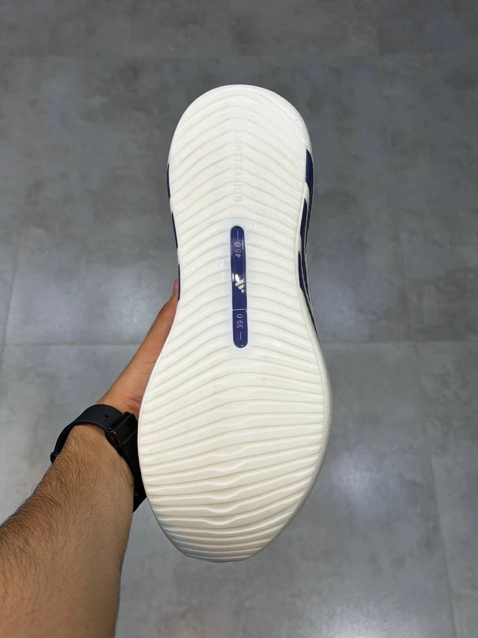 کتونی آدیداس هایپربوست ادج سفید سرمه ای Adidas Hyperboost Edge Navy White — تصویر ۱۰
