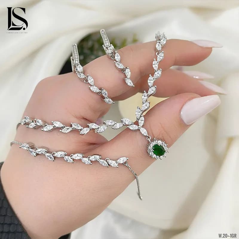 سرویس زنجیری نقره زنانه لاریسا SZ22 — تصویر ۲