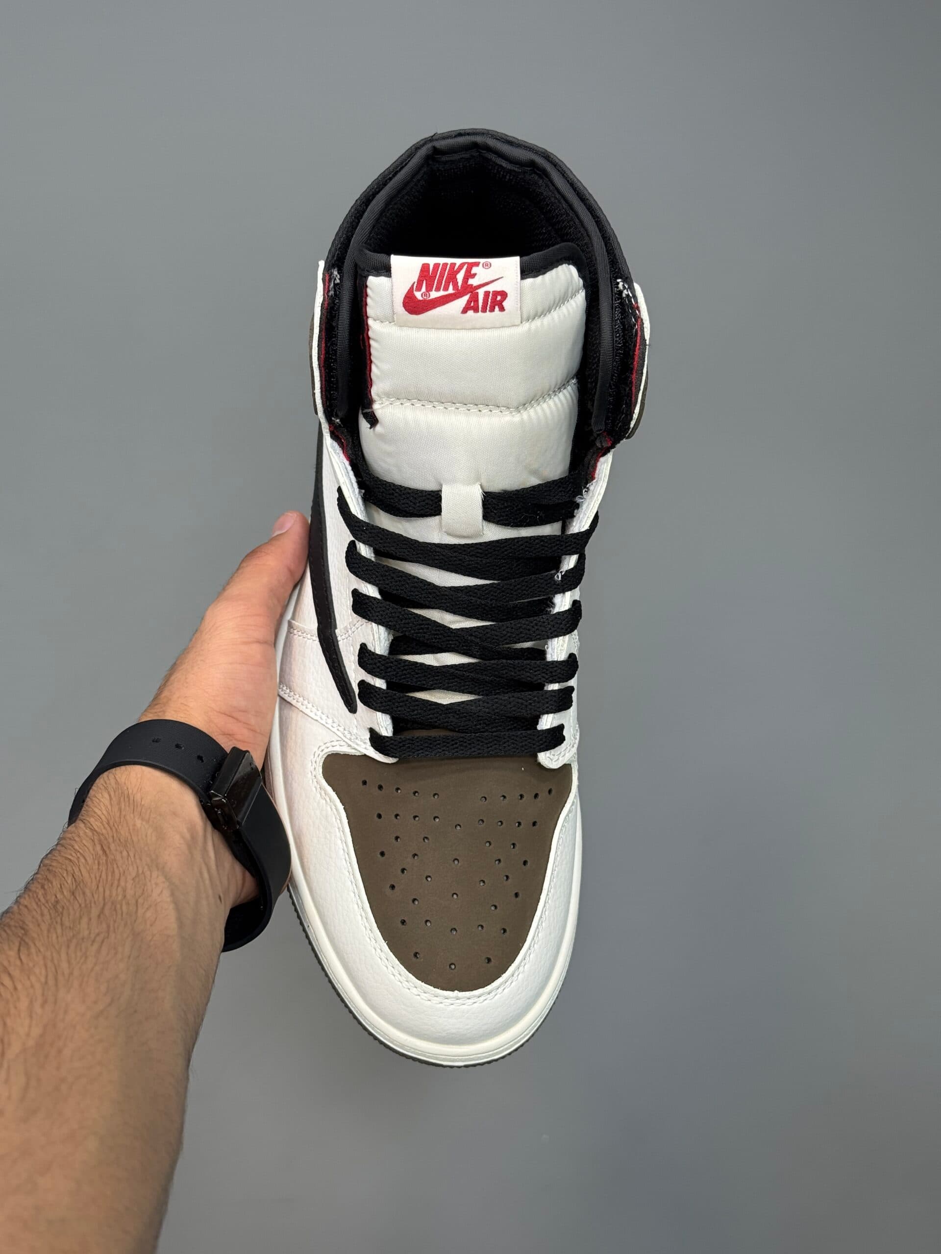 کتونی نایک ایر جردن وان ترویس اسکات سفید قهوه ای Nike Air Jordan 1 Travis Scott White Mocha — تصویر ۱۰