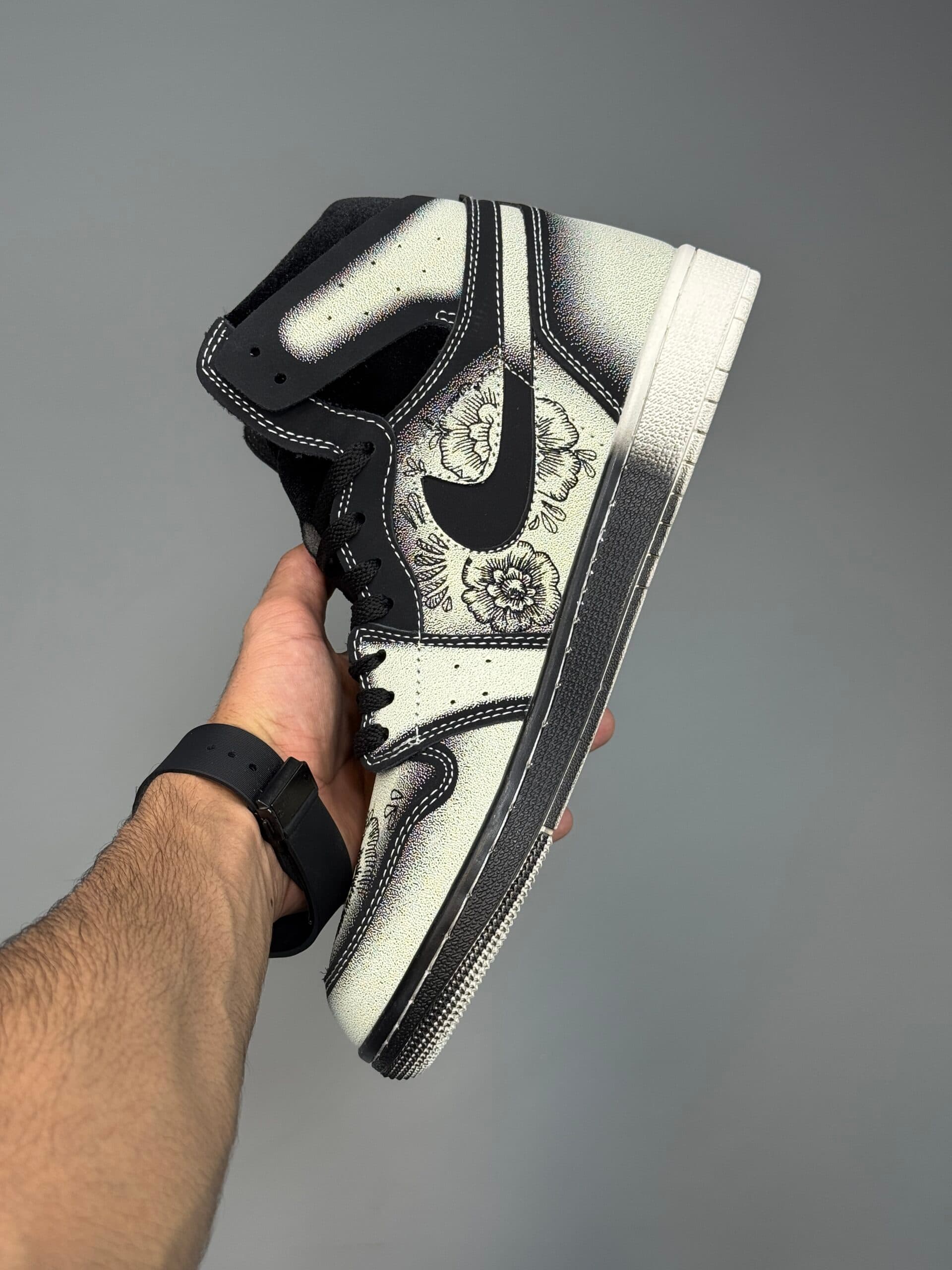 کتونی نایک ایر جردن وان ساقدار فامیلیا Nike Air Jordan 1 Familia — تصویر ۹