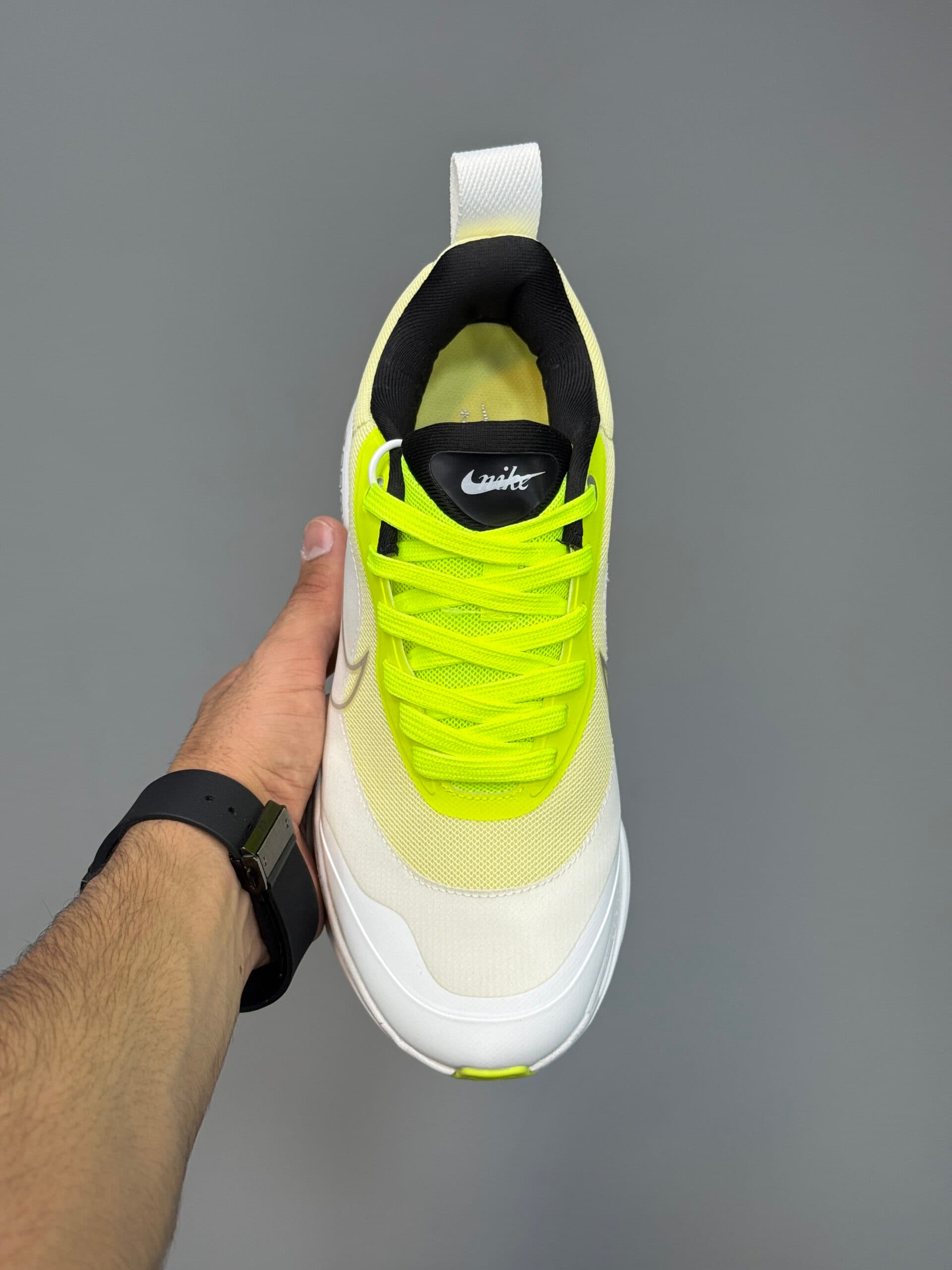 کتونی نایک وومرو 18 سفید سبز Nike Vomero 18 Green White — تصویر ۳