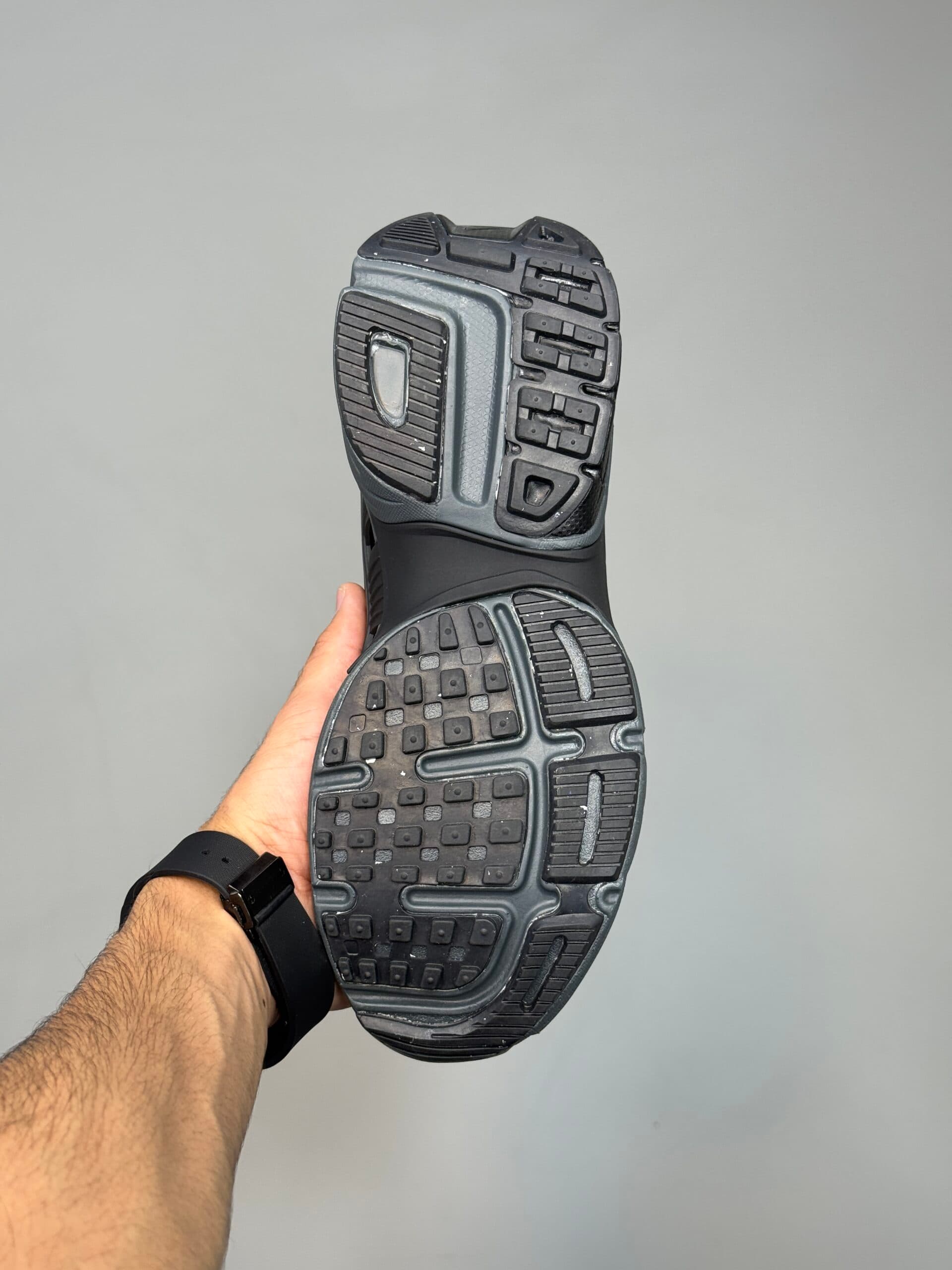کتونی نایک وی تو کی ران مشکی دودی تیره Nike V2K Run Black Dark Smoke Grey — تصویر ۱۱