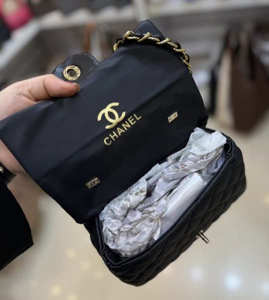 کیف رو دوشی شنل — تصویر ۱۱