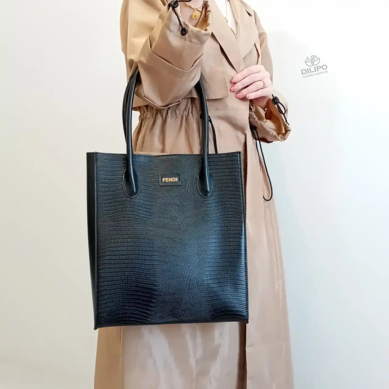 کیف دستی و دوشی سایز بزرگ طرح فندی 2432 — تصویر ۹