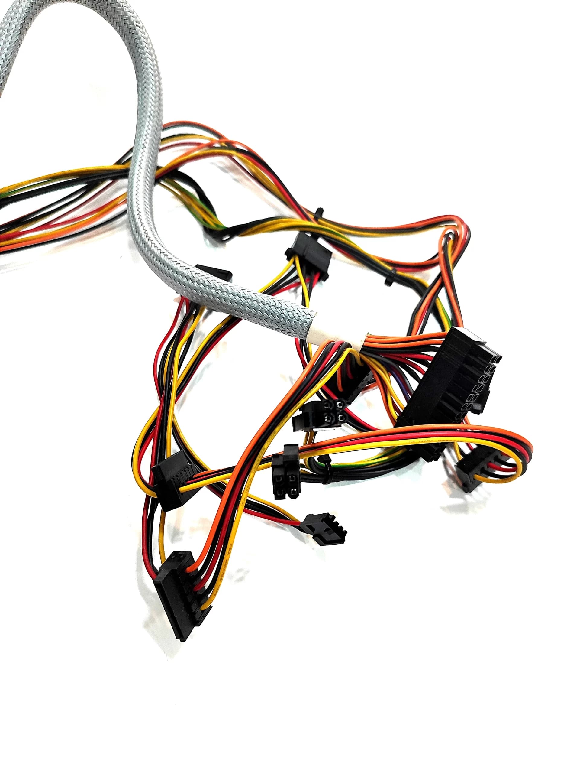 پاور 380w گرین مدل +80Plus-GP380A-EU غیر ماژولار (استوک) — تصویر ۴