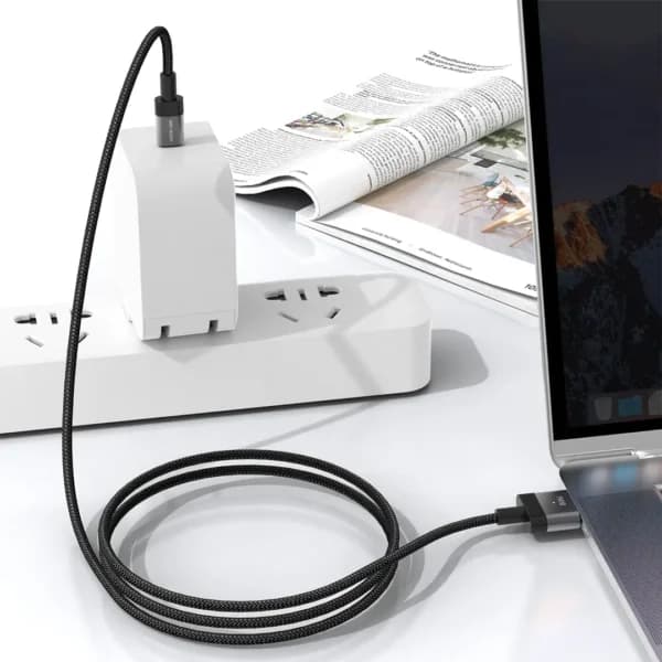 کابل شارژ مغناطیسی USB-C به MagSafe 3 گرین لاین — تصویر ۶