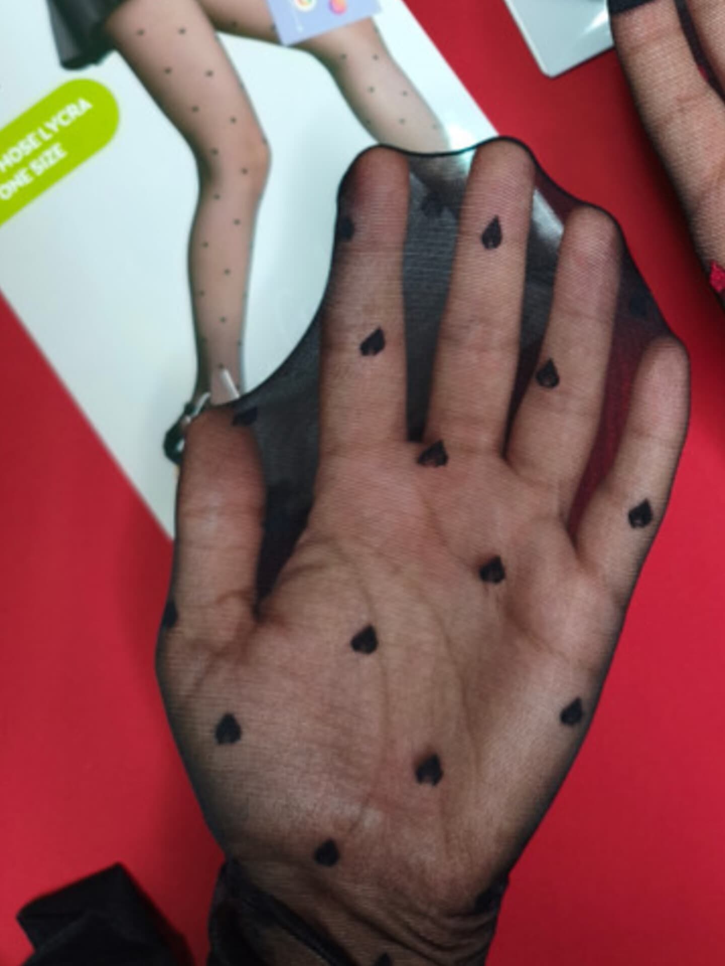 جوراب شلواری قلبی — تصویر ۵