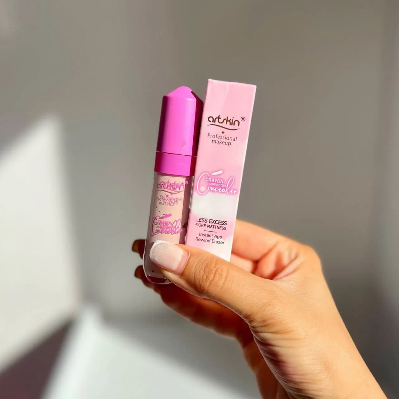 کانسیلر مایع آرت اسکین Artskin پوکه صورتی با پوششدهی کامل — تصویر ۸