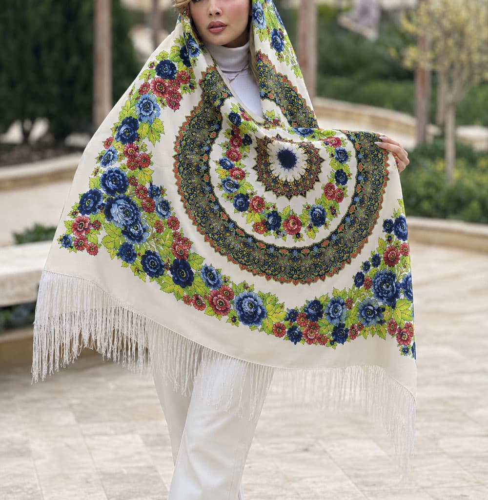 روسری ترکمنی سفید نخی 4 فصل کد 2245 — تصویر ۳