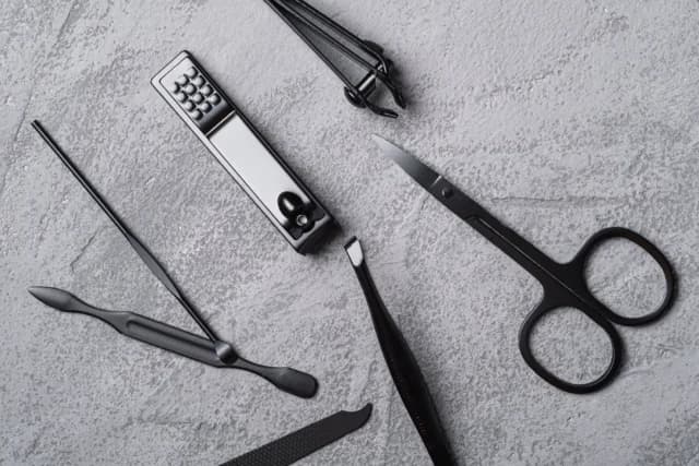 کیت مانیکور 18 در 1 گرین لاین 18 in 1 Manicure Travel Cutter — تصویر ۳