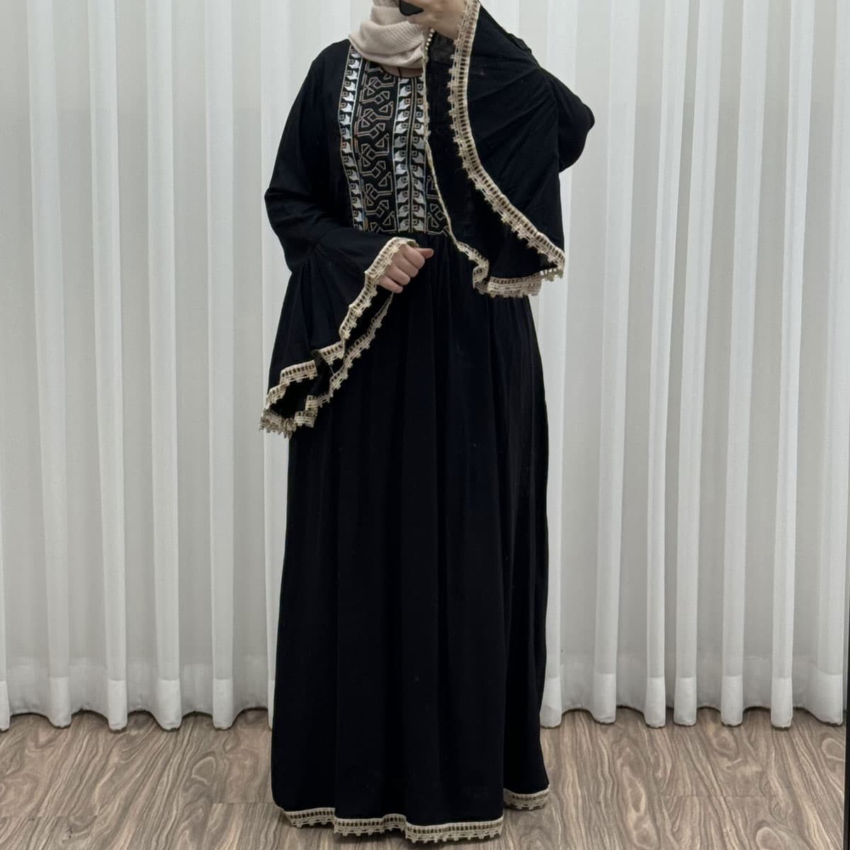 پیراهن هندی مدل Max آستین کلوش کد 1909 — تصویر ۴
