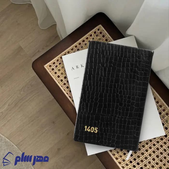سررسید 1405 اروپایی دراگون مشکی — تصویر ۳