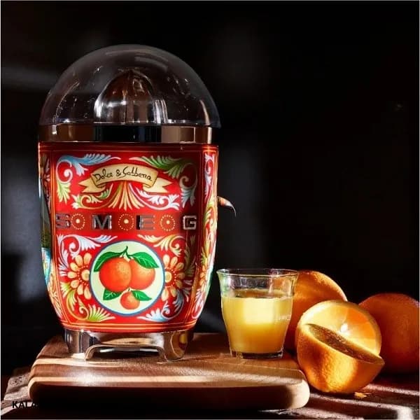 آب مرکبات گیری اسمگ مدل cjf01 دولچه گابانا (Dolce & Gabbana) — تصویر ۷