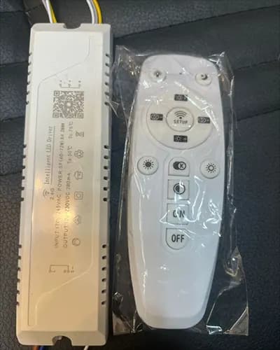 لوستر مدرن led مدل مثلث دوطرفه 120وات — تصویر ۲