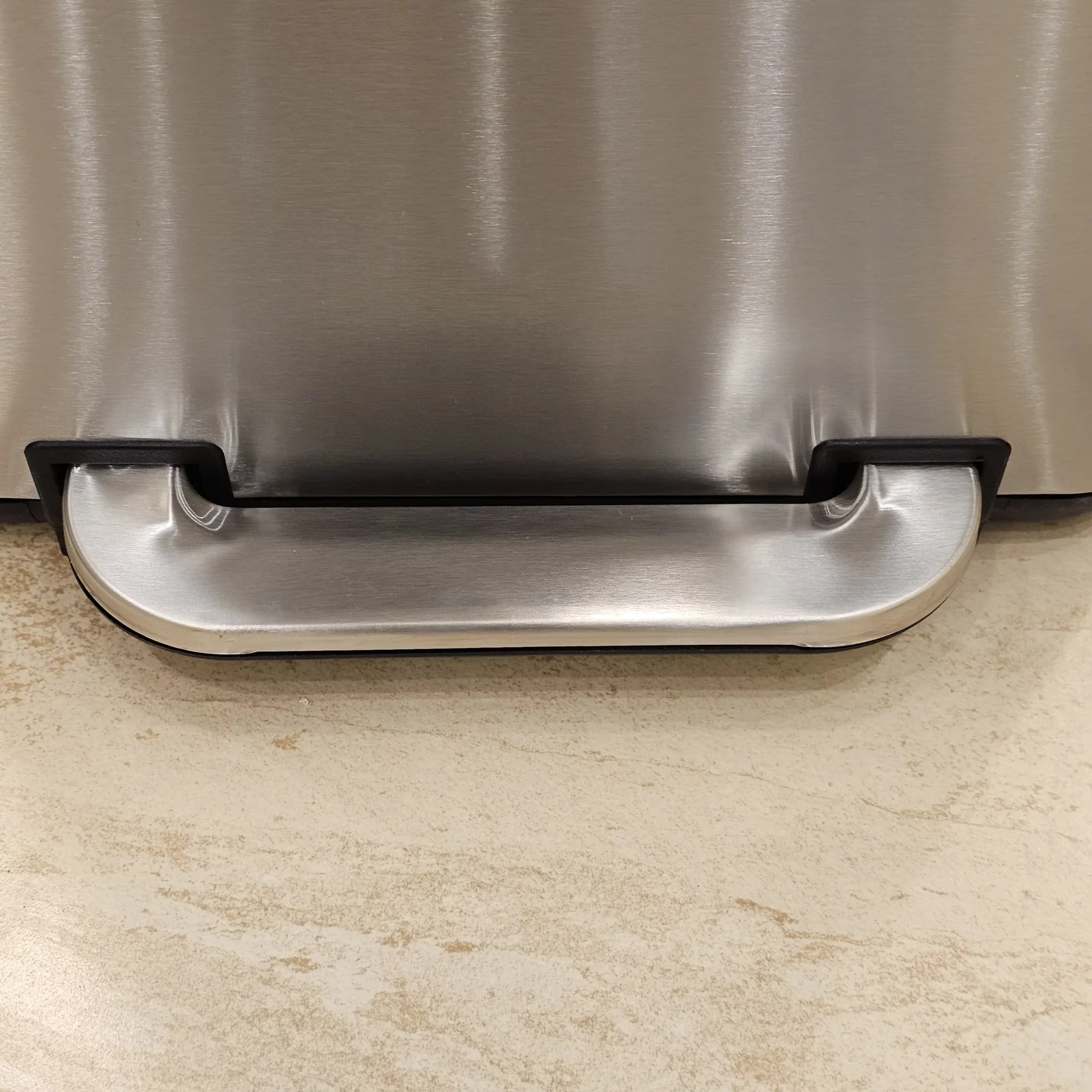 سطل ۲۰ لیتر استیل مات اودی مدل 1035 — تصویر ۶