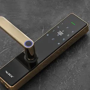 قفل اثر انگشتی دیجیتال مدل S300 2023 Gold — تصویر ۴