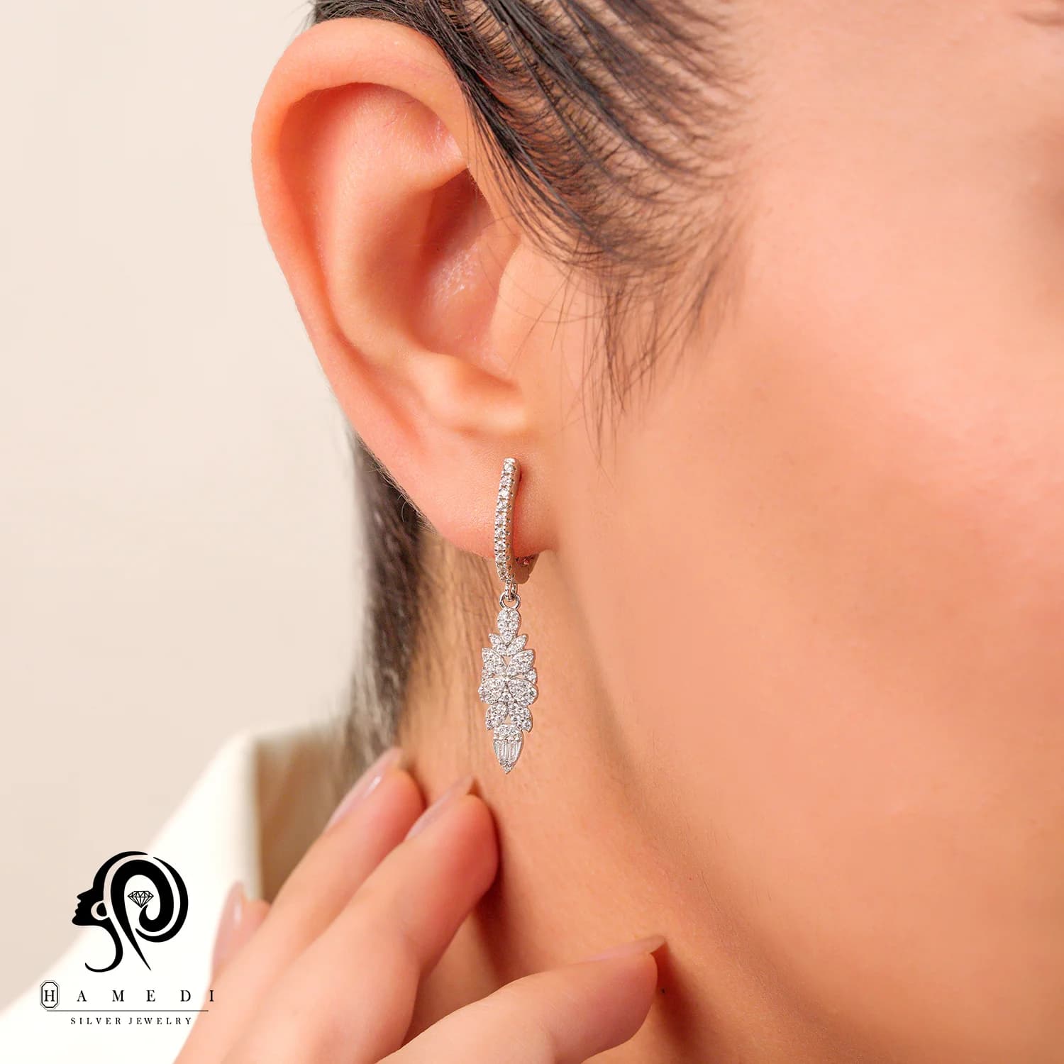 گوشواره نقره زنانه جواهری مدل EI S13 — تصویر ۳