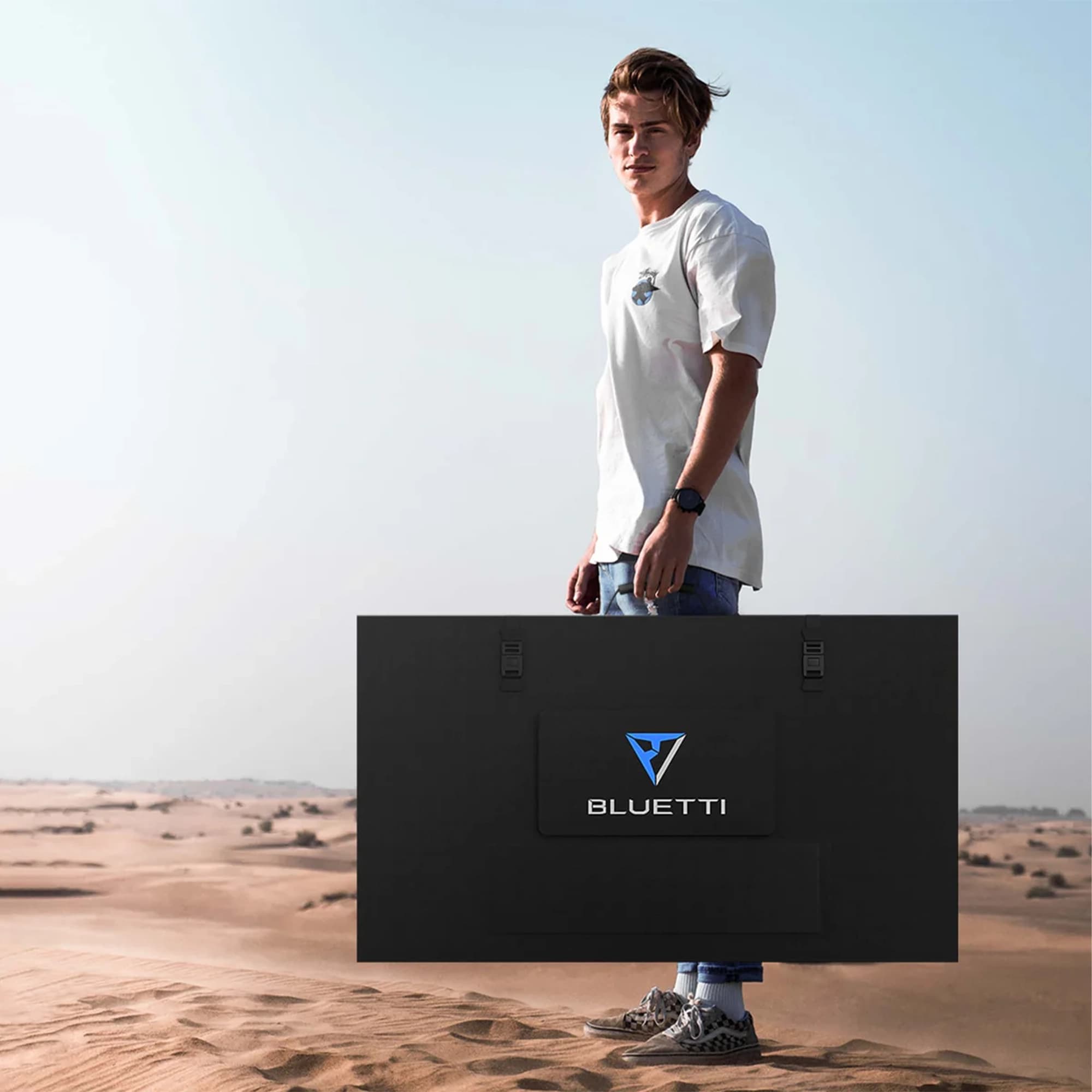 پنل خورشیدی قابل حمل بلوتی 350W مدل PV350 — تصویر ۴