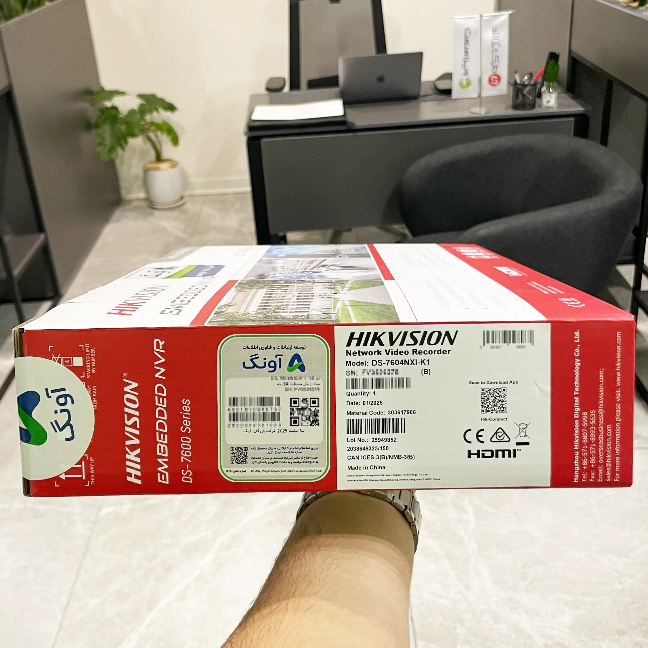 رکوردر NVR هایک ویژن مدل DS-7604NXI-K1 — تصویر ۳