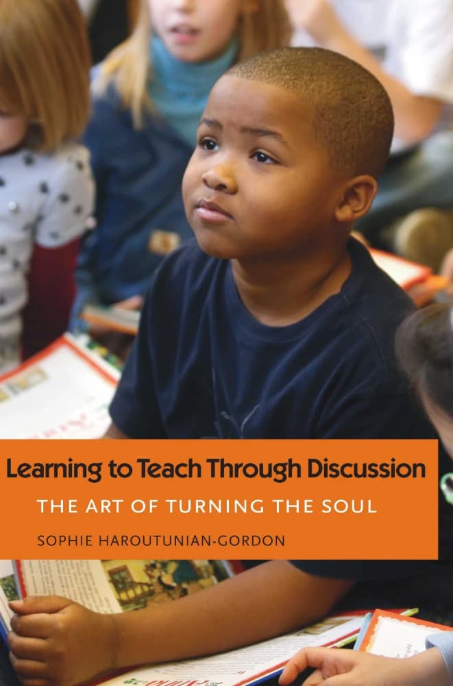 کتاب Learning to Teach through Discussion (یادگیری تدریس از طریق بحث و گفتگو) نسخه انگلیسی PDF