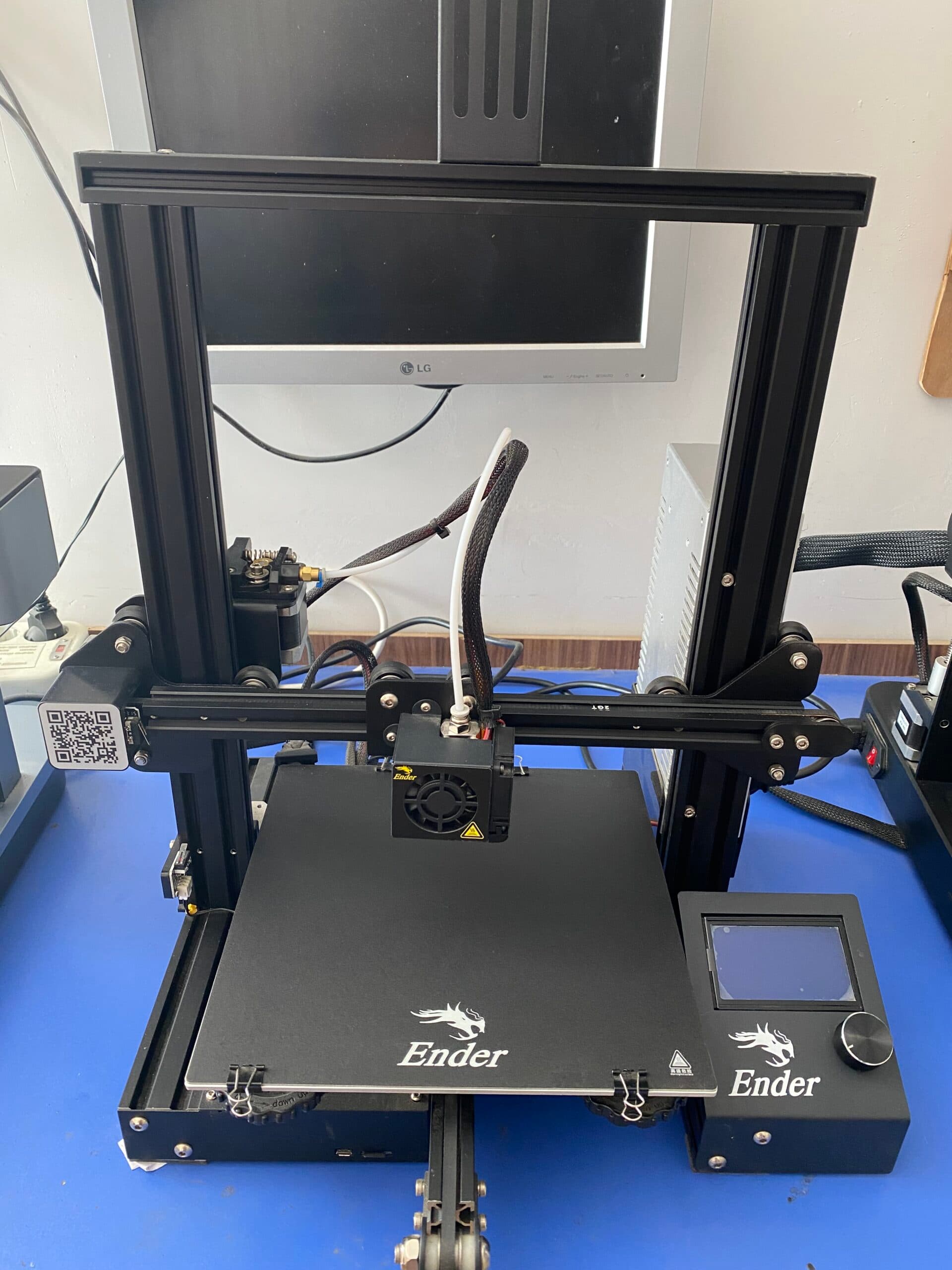 پرینتر سه بعدی Creality Ender 3 (کارکرده) — تصویر ۳