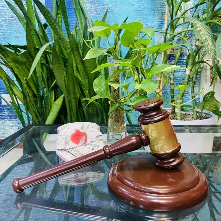 چکش عدالت دکوری — تصویر ۳