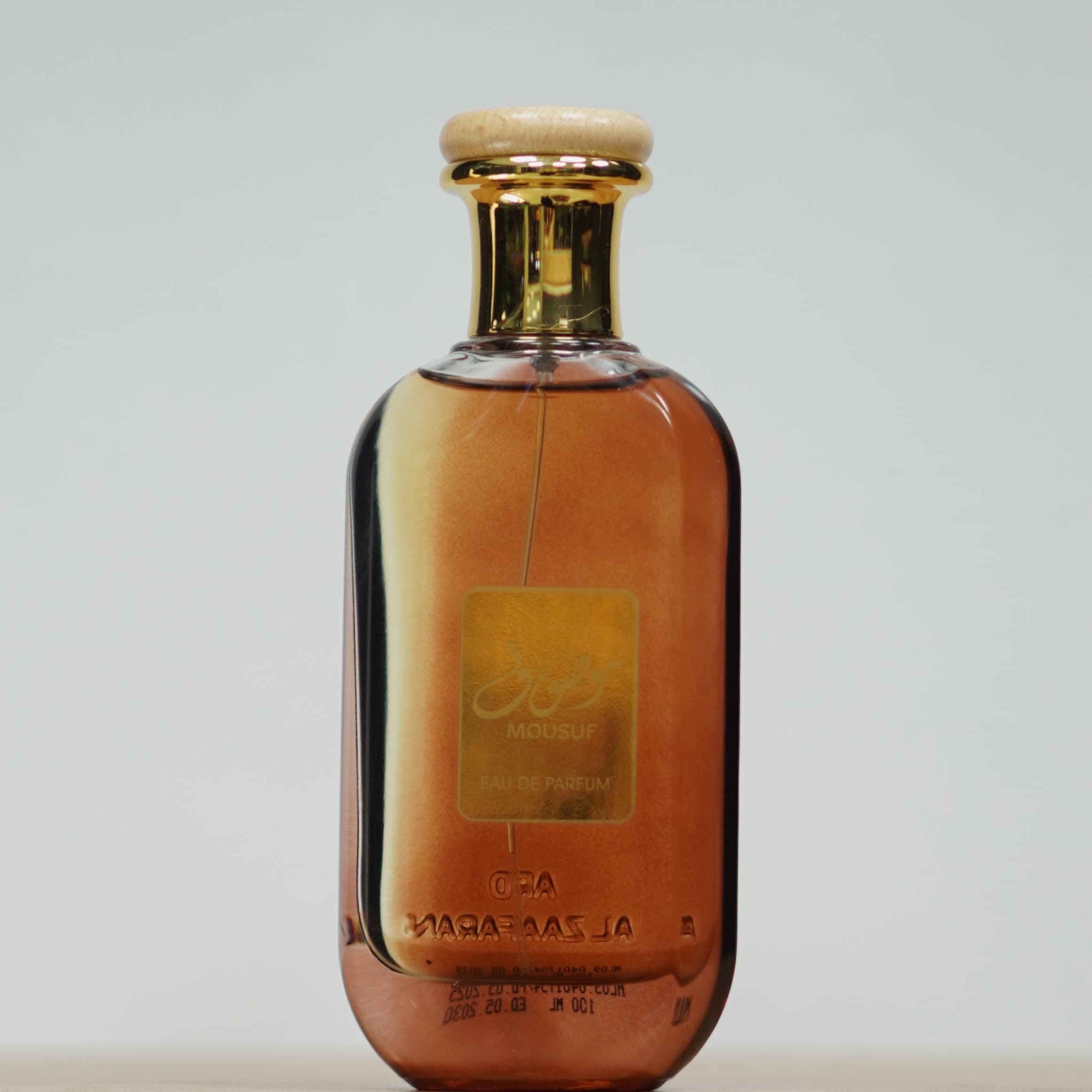 عطر ادکلن زنانه مردانه موصوف قهوه ای 100 میل ارض الزعفران — تصویر ۵