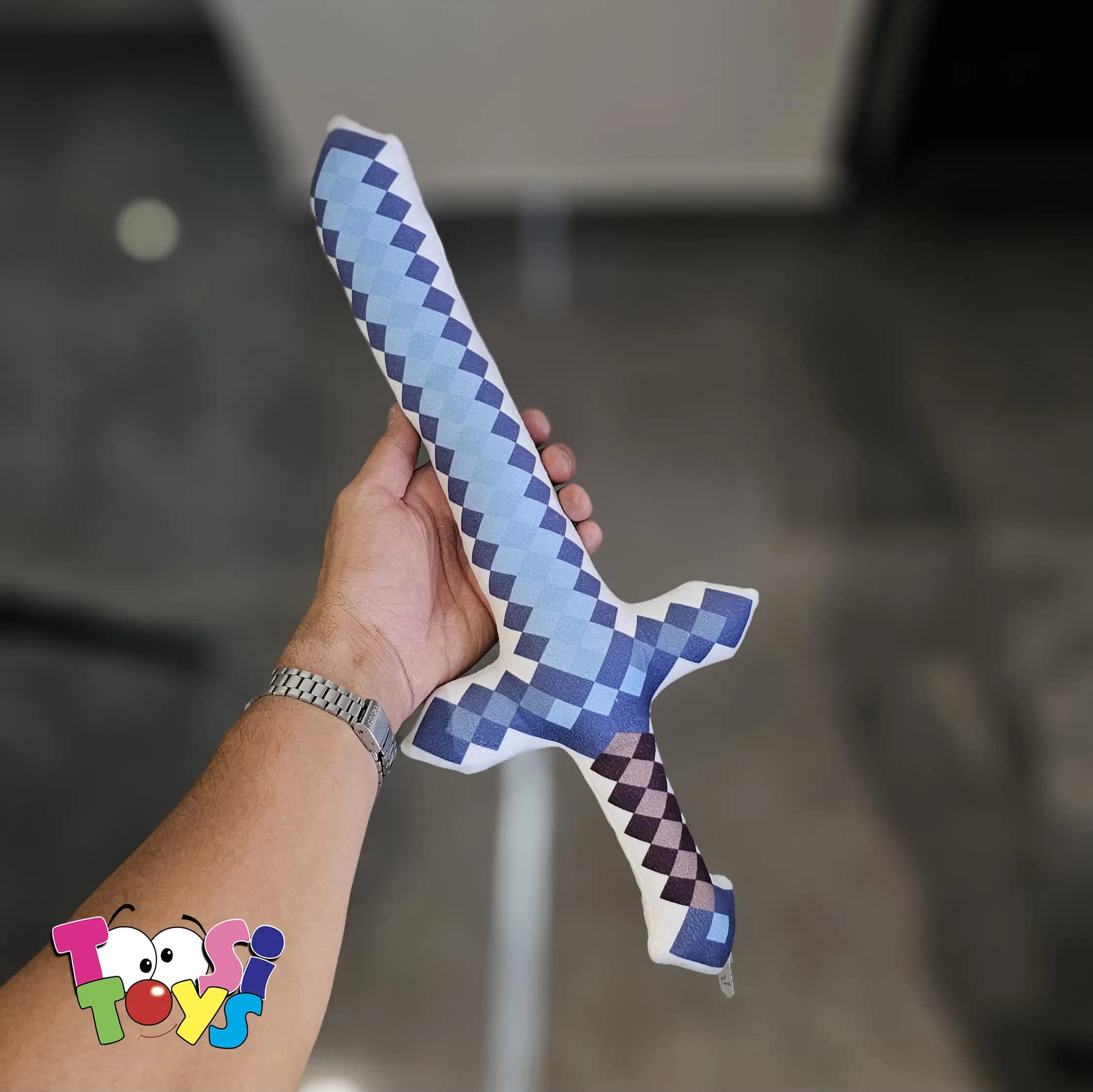 عروسک سلاح و ابزار ماینکرافت درجه دو — تصویر ۶