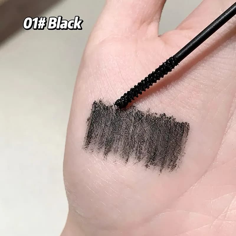 ریمل سوزنی جی جی بیر 3گرم رنگ مشکی و قهوه ای — تصویر ۶