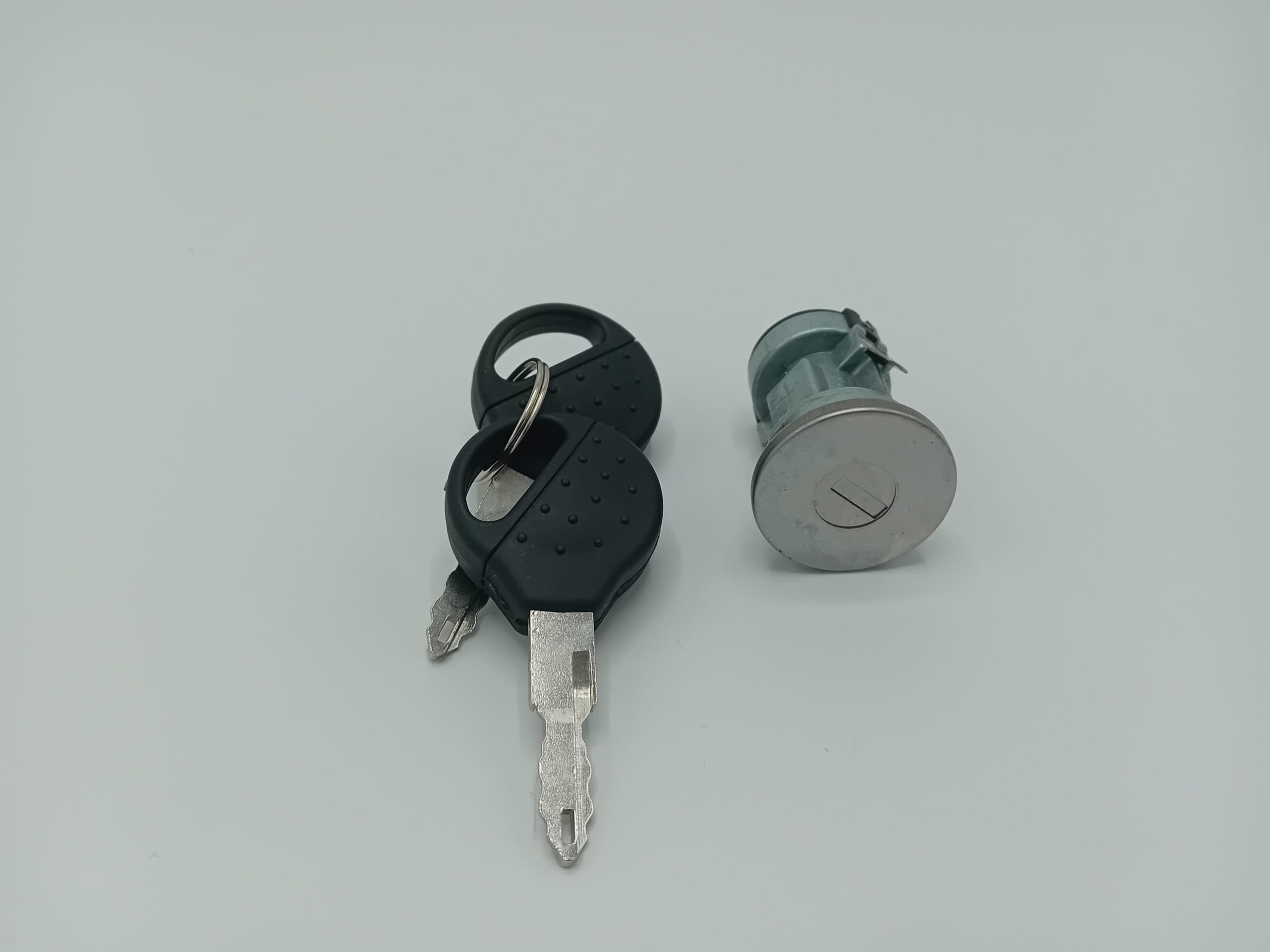 قفل درب صندوق عقب پژو 206 sd (صندوقدار)