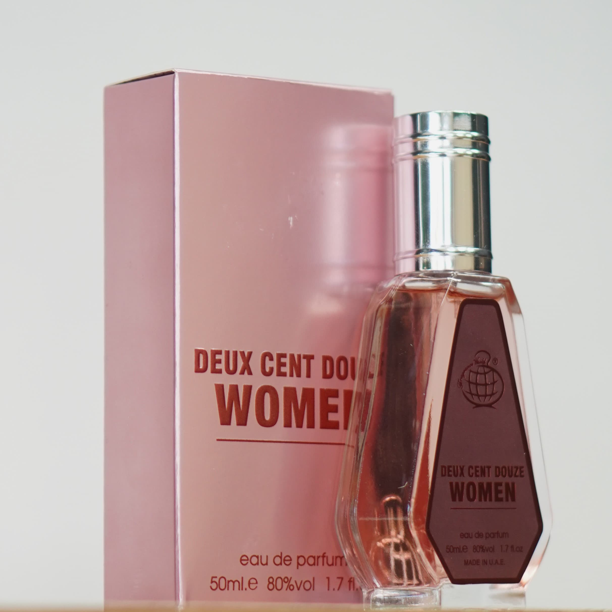 عطر ادکلن زنانه 212 50 میل (فرگرنس) — تصویر ۶